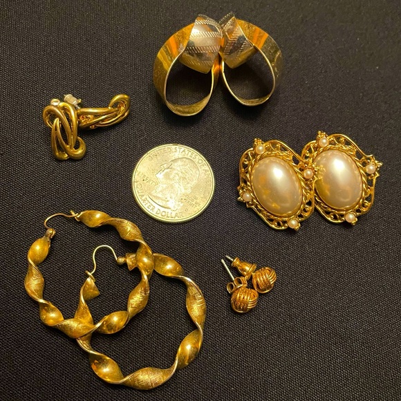 Vintage Gold & Pearlescent Earring Set - Picture 1 of 7